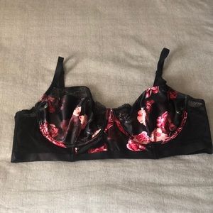 Torrid Floral Bra, new/never worn